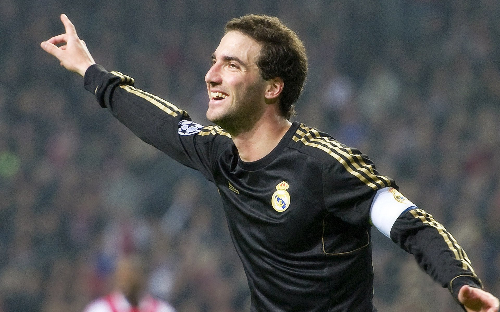 广州龙狮球队比赛心态逐渐成熟，广州龙狮队老板是哪里人