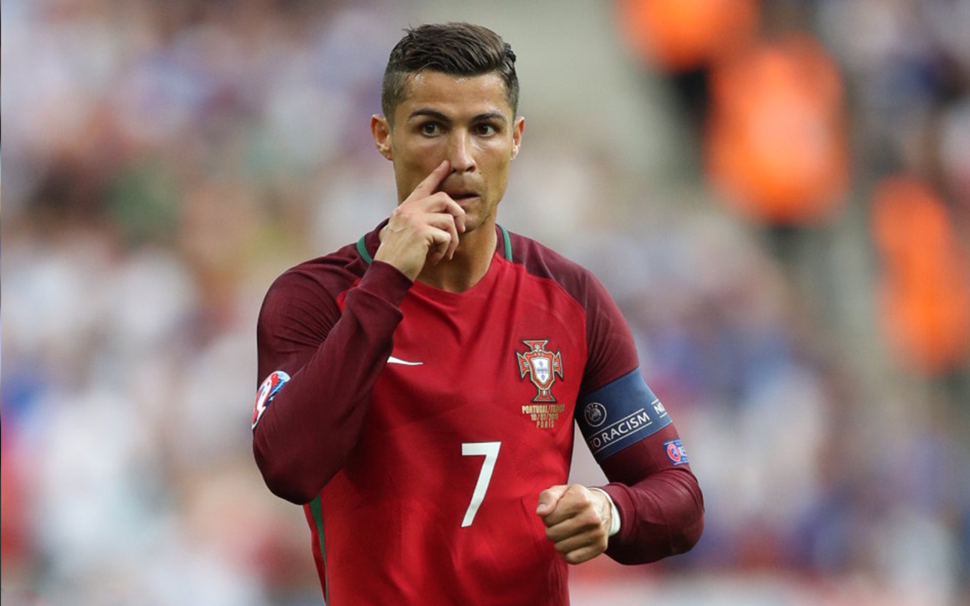 斯图加特主场拿下对手,士气高涨,斯图加特球迷